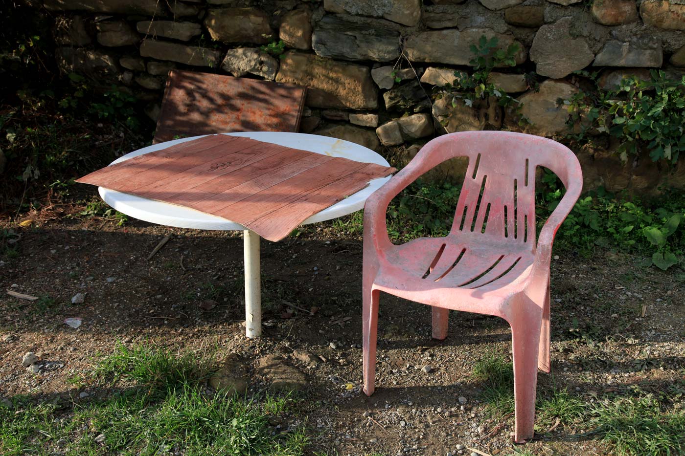 Pink chair and table, Seben, Turkey